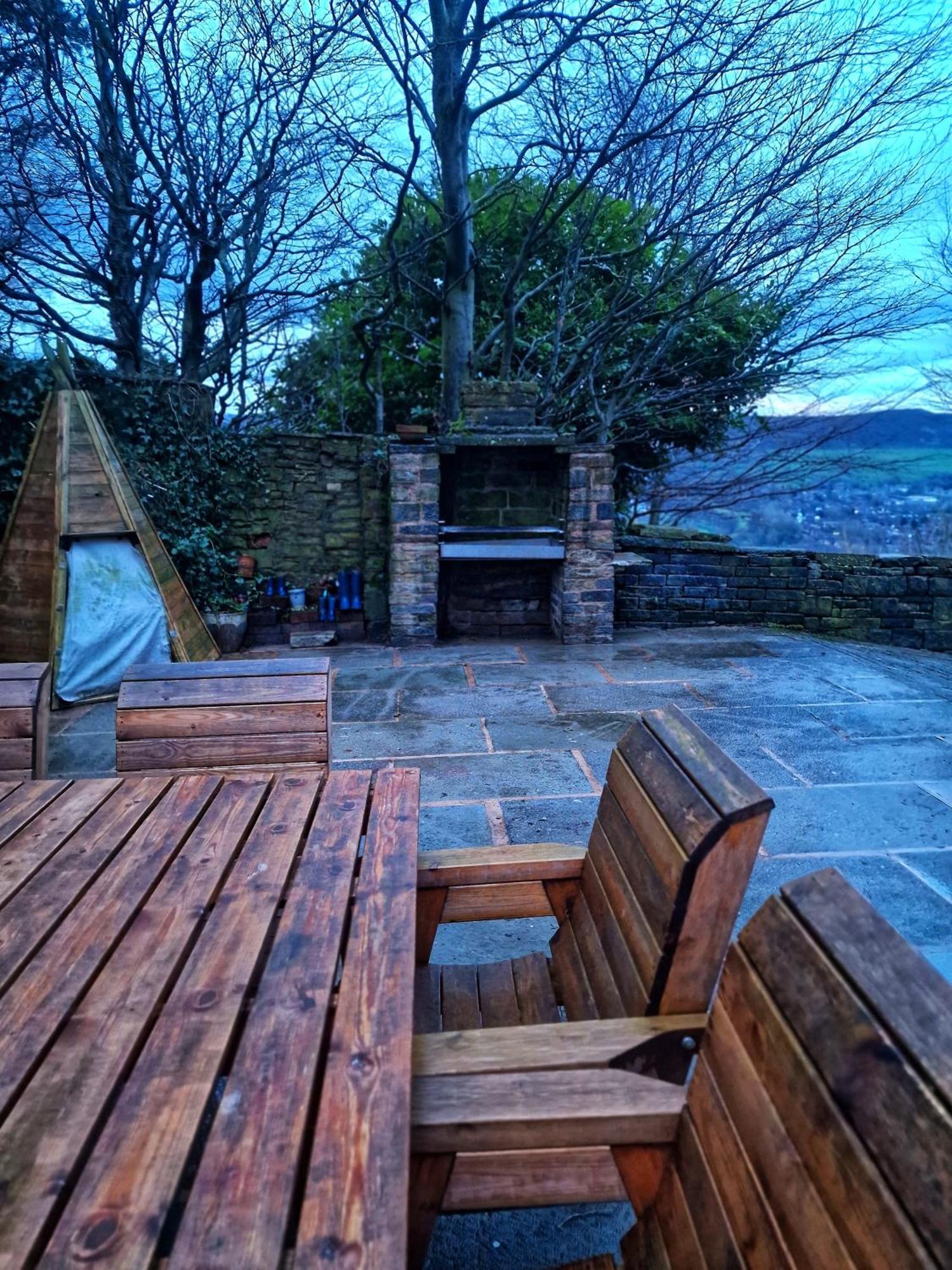 The Lodge@ Beechwood House Mossley Extérieur photo