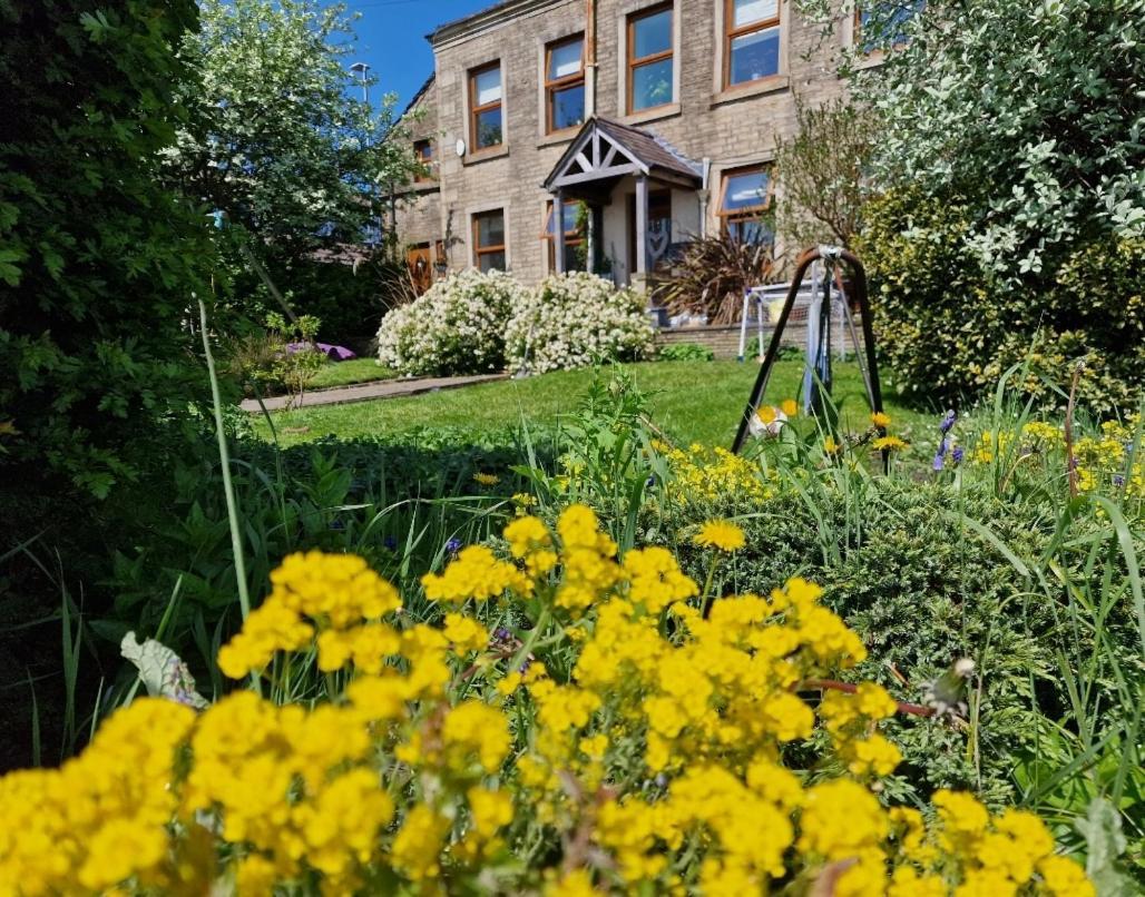 The Lodge@ Beechwood House Mossley Extérieur photo